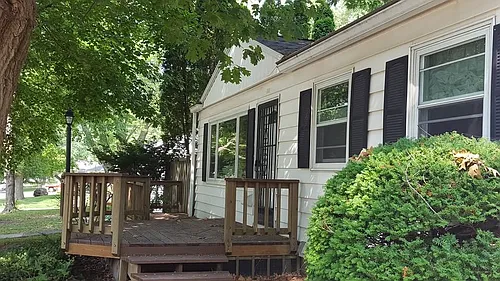 1610 Madison St Photo 1