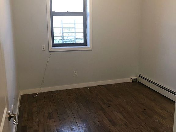 3rd image of 1130 Fteley Ave APT 2R