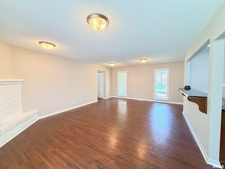 122 W Morningside Dr — Photo 22