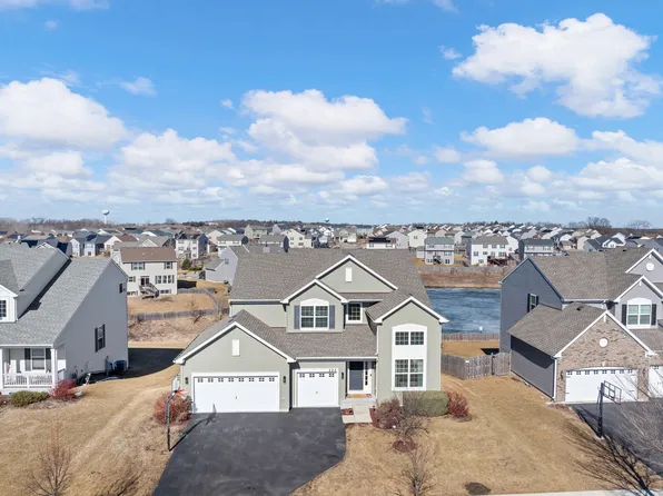 222 Telluride Ln, Volo, IL 60020