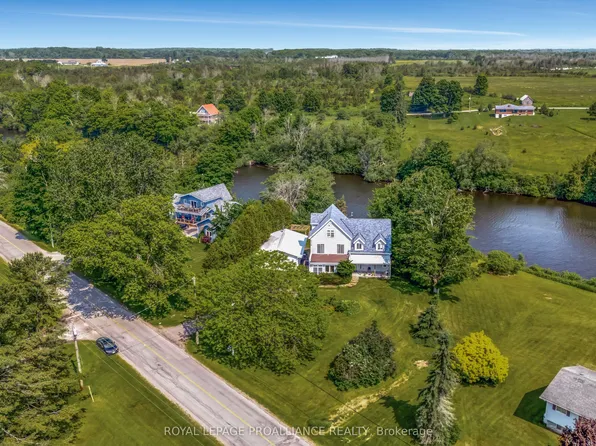 2925 County Road 10, Prince Edward County, ON K0K 2T0