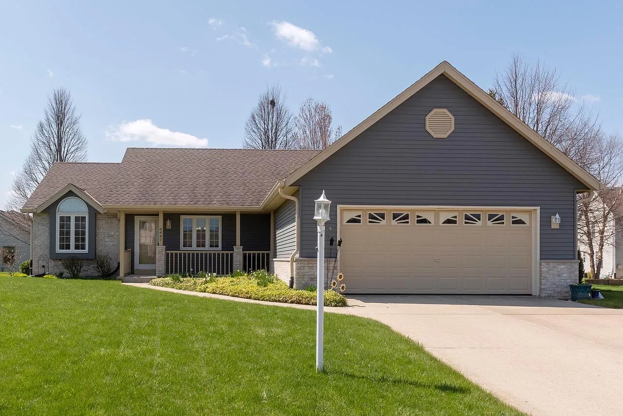 6447 Norfolk Ln photo 1