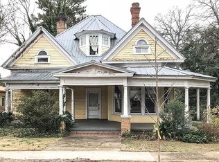 1907 Broad St, Statham, GA 30666