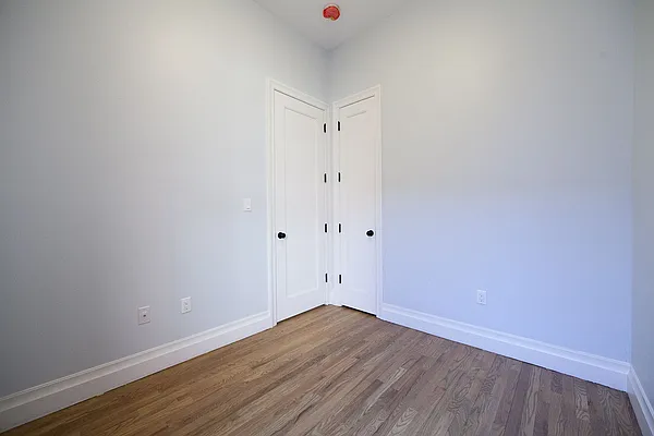 Rented by Brooklyn Group | media 18