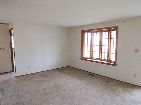 4th image of 3721 W Stafford Dr