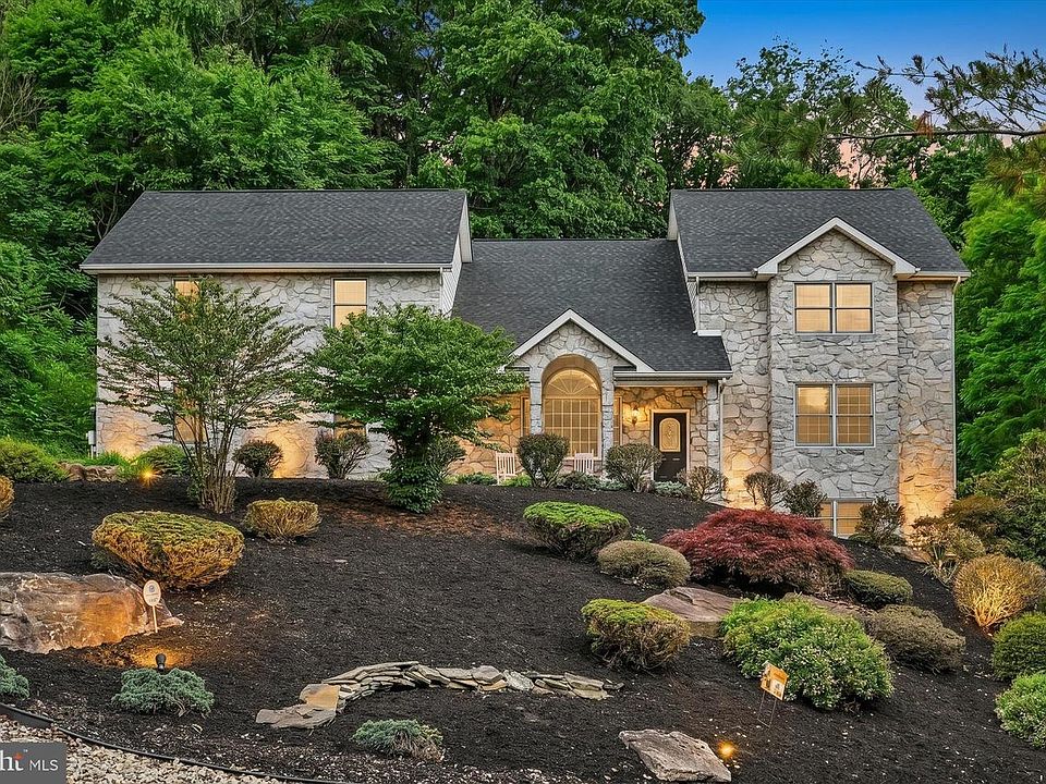 1st image of 1289 Oak Terrace Ln