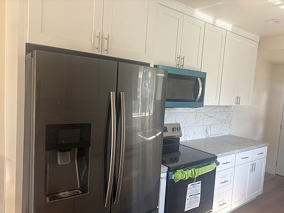 4th image of 124 E Cypress Ave