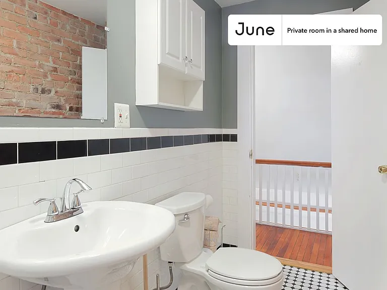 16 Royce Rd #E — Photo 16