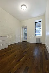 Rented by Peter Ashe