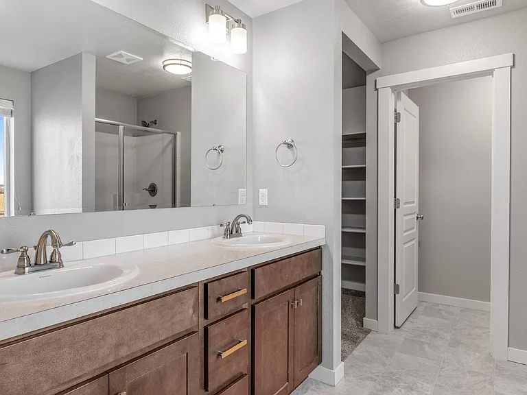 133 S Baraya Way — Photo 22