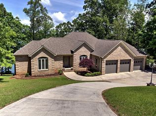 706 Topaz Ct, Seneca, SC 29672