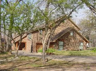 1000 Kiowa Dr E, Lake Kiowa, TX 76240