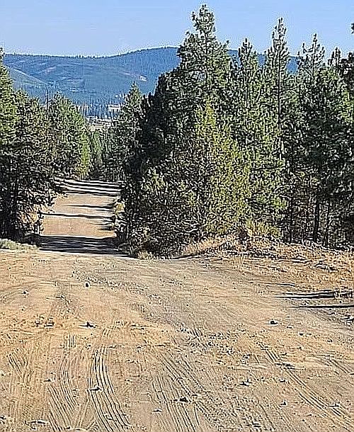 2nd image of 600 Sprague River Rd