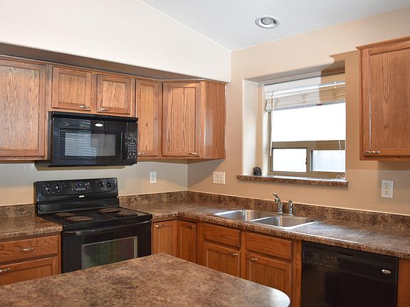 5th image of 41236 W Walker Way