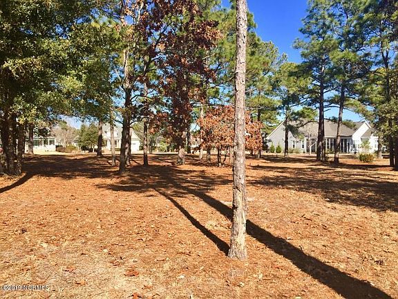 3rd image of 2468 St James Drive SE