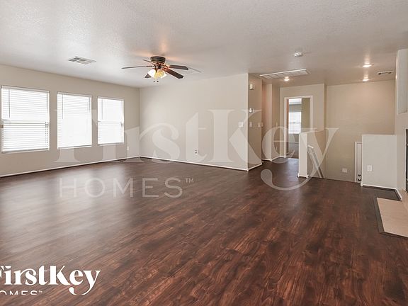 3rd image of 613 Belsay Castle Ct