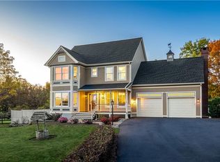 12 Chardonnay Ln, Tolland, CT 06084