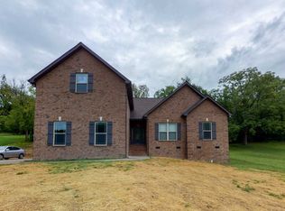 77 Hillside Cove Dr, Woodbury, TN 37190