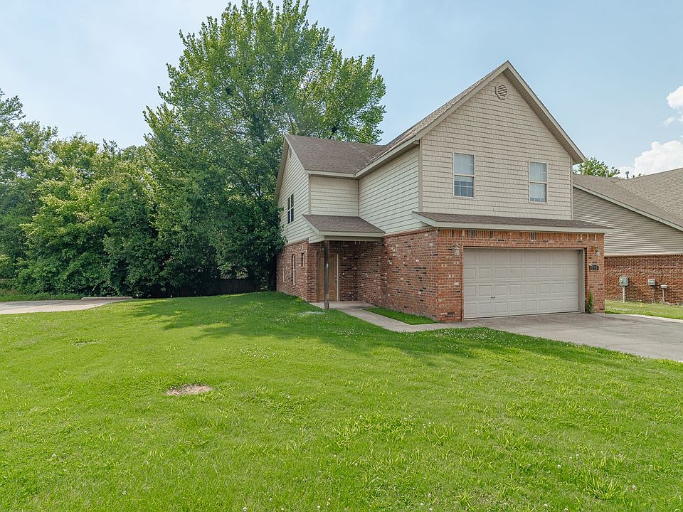1st image of 1860 W Creekmore Dr