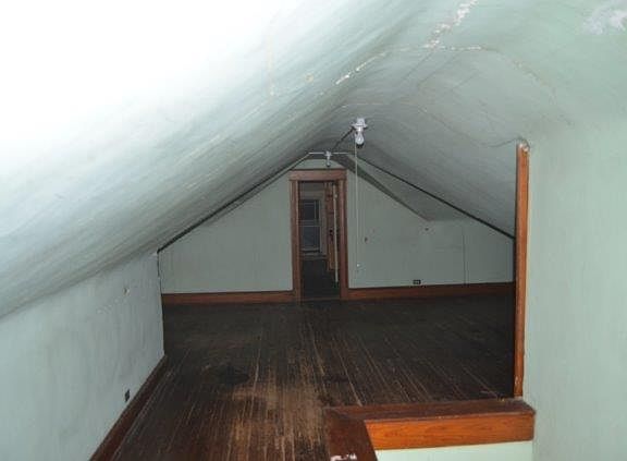 5th image of Agnes Ave