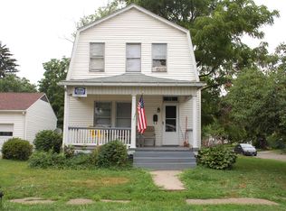 71 S May Ave, Athens, OH 45701