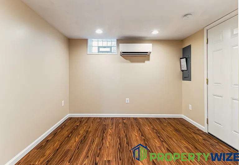 516 Beaumont Ave #B — Photo 21