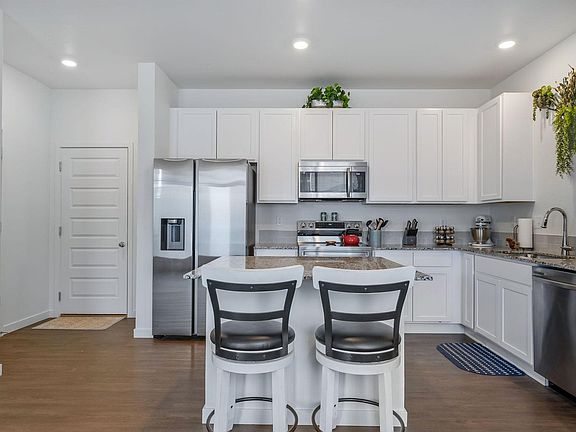 4th image of 503 S Rollie Ave #4B