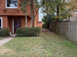 4432 Silverleaf Dr, Virginia Beach, VA 23462