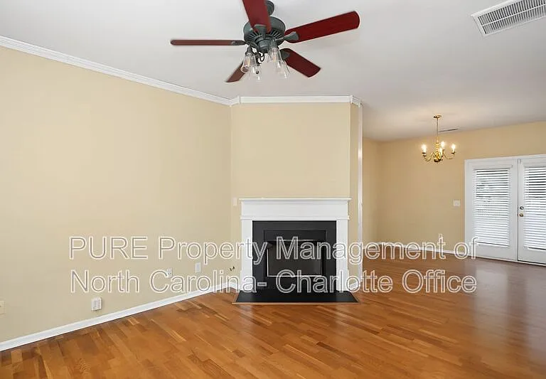 7428 Darblay St — Photo 1