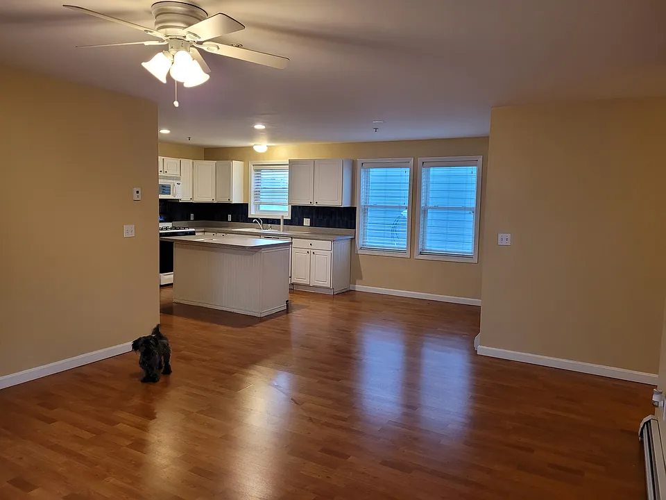 20 Cable Ave