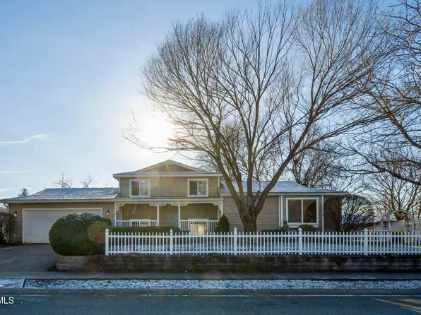 8288 W Nebraska St, Rathdrum, ID 83858
