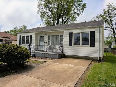 824 Loekes Dr, Florissant, MO, 63031