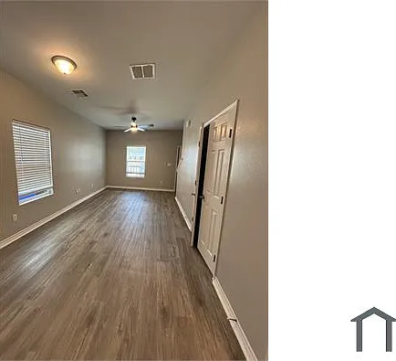 2313 Mary St — Photo 12