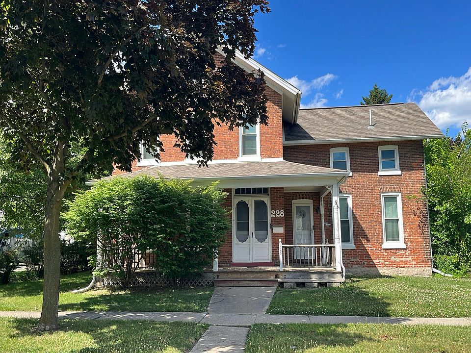 1st image of 228 W 6th St