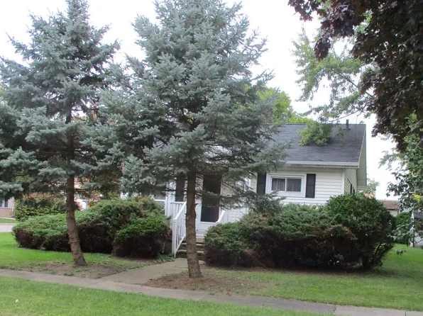 601 E Genesee St, Durand, MI 48429