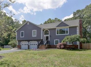 4 Edward Ave, Monroe Township, NJ