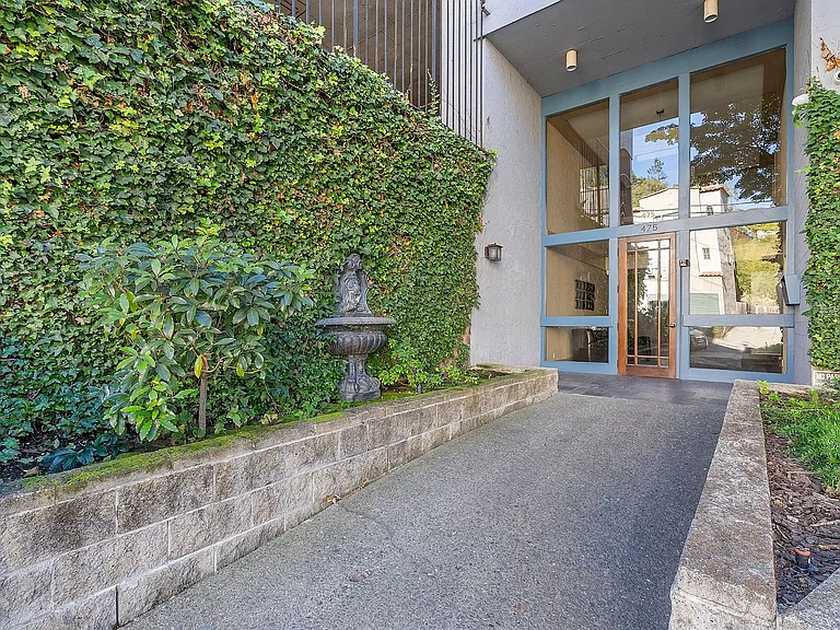 475 Weldon Ave. — Photo 6