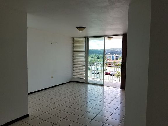 4th image of Cond Veredas Del Rio APT 306A