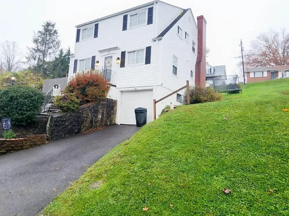 177 Circle Dr, Fairmont, WV 26554