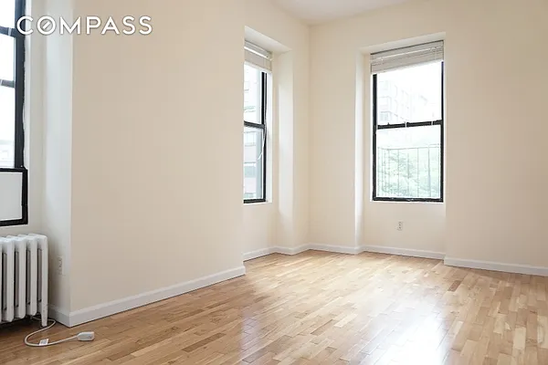 Rented by Compass | media 20