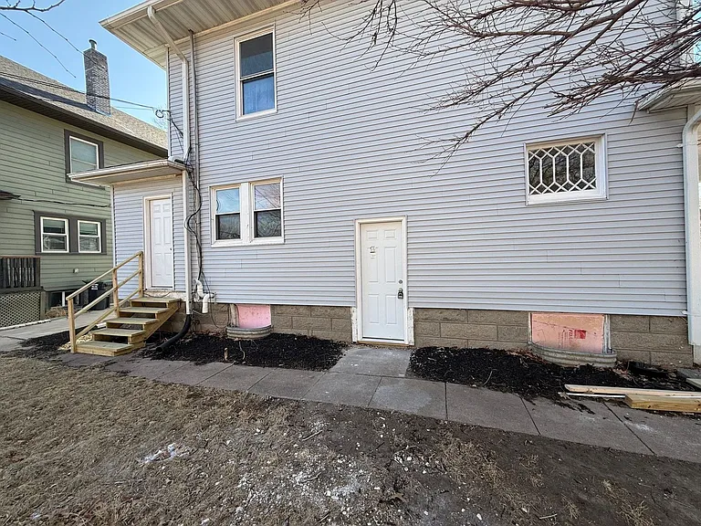 1446 S. 11th St — Photo 12