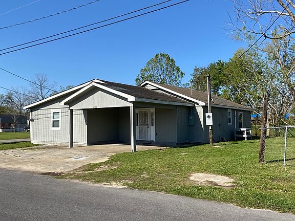 3rd image of 4700 E Railroad Ave
