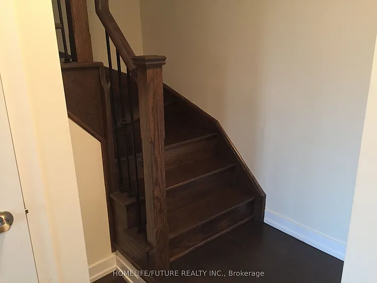 50 Dunsheath Way #615 — Photo 4