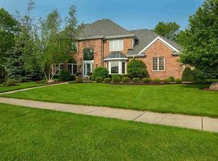 3744 Hermitage Trl, Rockford, IL