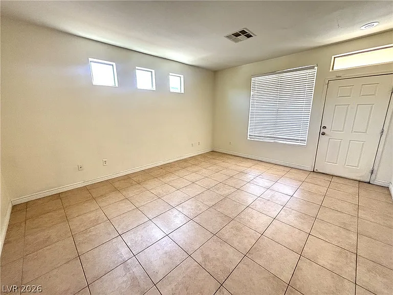 9730 Villa Lorena Ave — Photo 3
