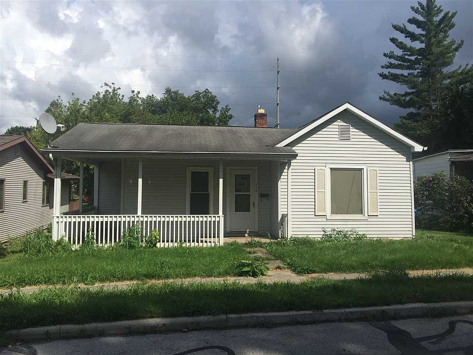 1st image of 114 N Oak St