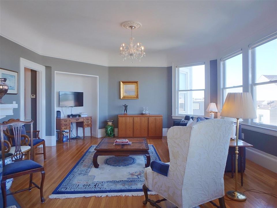 1st image of 1856 Green St APT 2
