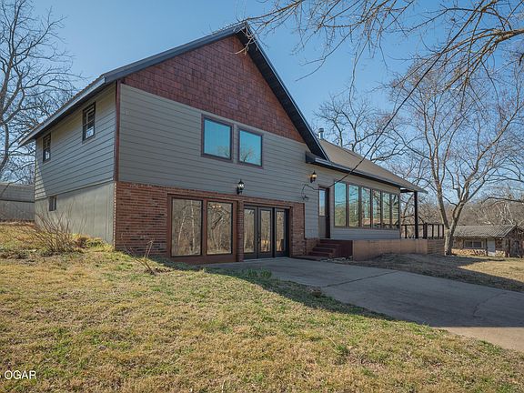 3rd image of 1822 Reinmiller Rd