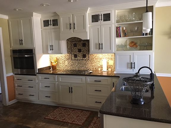 4th image of 2203 Weston Dr