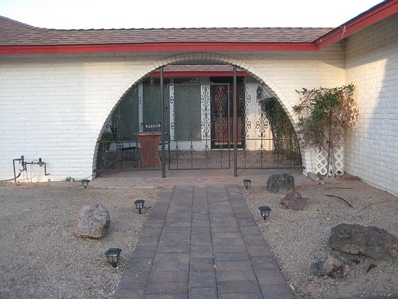 4th image of 17027 N Country Club Dr